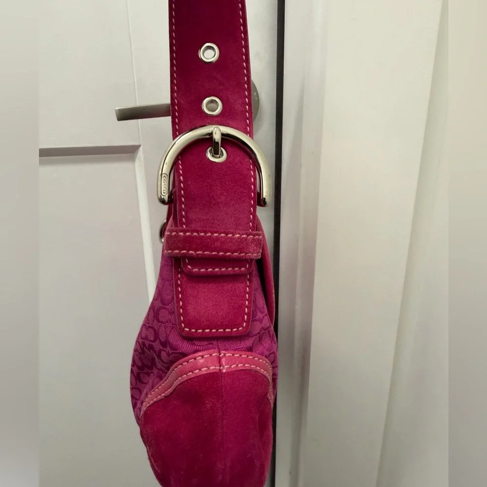 Coach‎ Y2K Fuchsia Pink Small Soho Flap Shoulder Bag 6818 China